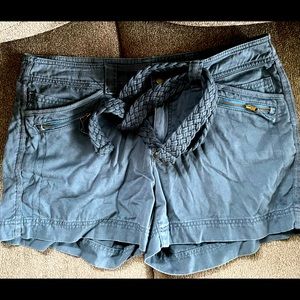 a.n.a. 🤍 JCPenney Mid-Rise Braided Belt Shorts • Double Snap-Closure ✨ Size 14